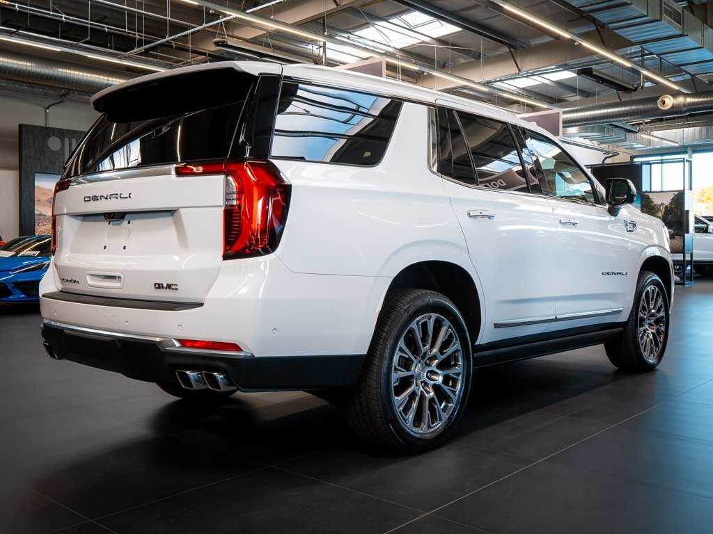 GMC Yukon SUV 6,2 l 313 kw