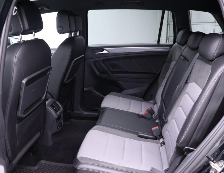 Volkswagen Tiguan Allspace 17