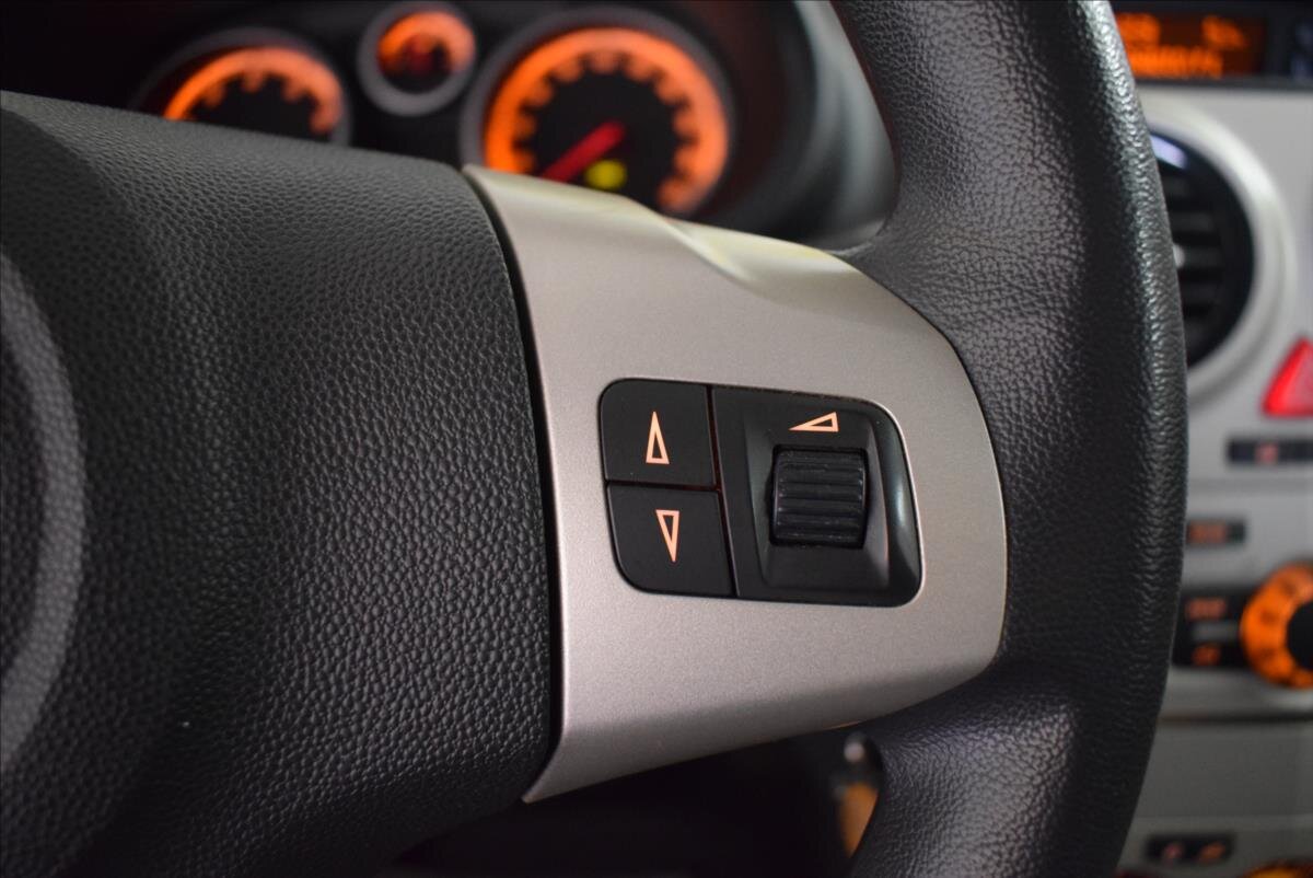 Opel Corsa Hatchback 1,2 l 59 kw