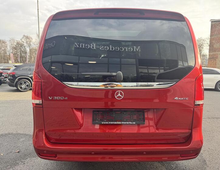 Mercedes-Benz Třídy V 4