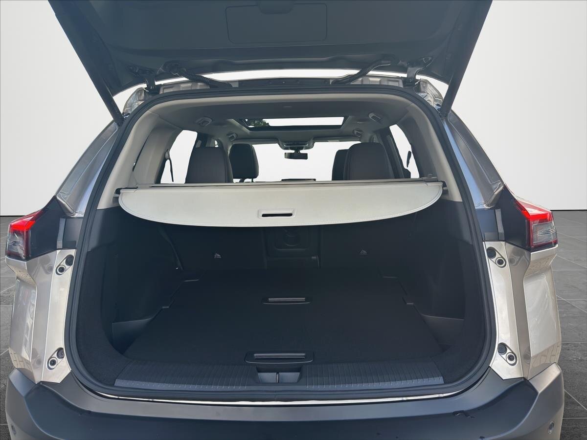 Nissan X-Trail SUV 1,5 l 157 kw