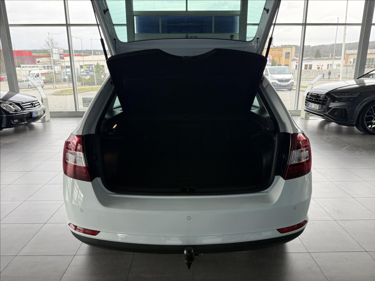 Škoda Rapid Hatchback 999,0 81 kw