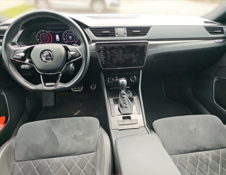 Škoda Superb Kombi 2,0 l 147 kw