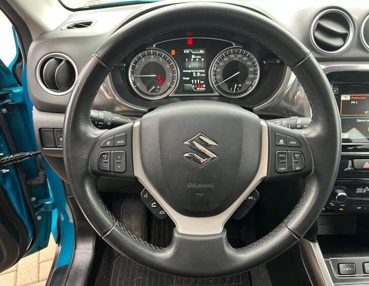 Suzuki Vitara SUV 1,4 l 95 kw