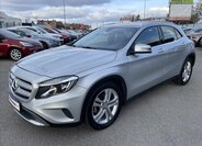 Mercedes-Benz GLA 1