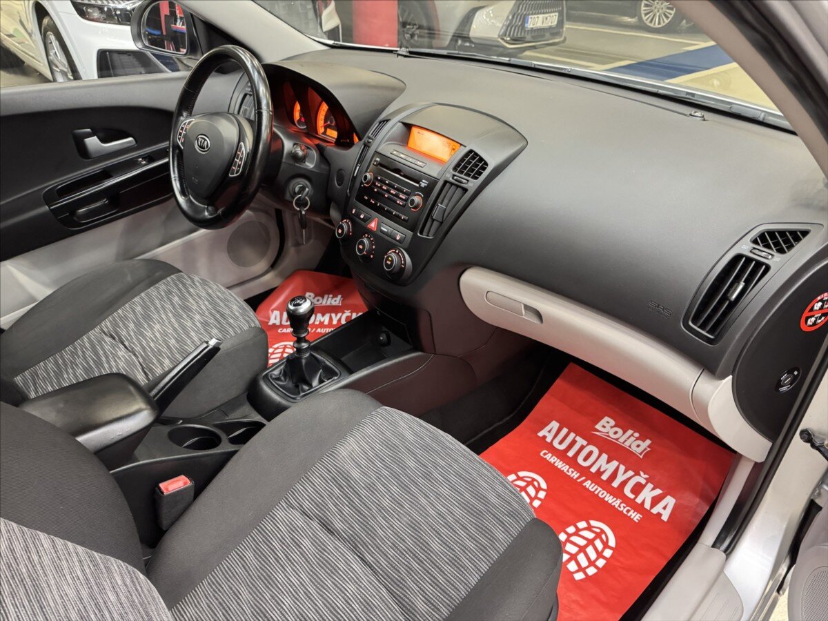 KIA Ceed Hatchback 1,4 l 80 kw