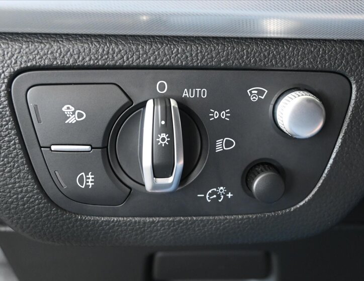 Audi Q5 SUV 2,0 l 140 kw