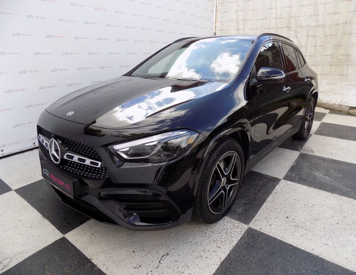 Mercedes-Benz GLA SUV / Terénní 2,0 l 110 kw