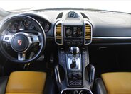 Porsche Cayenne SUV / Terénní 4,8 l 397 kw