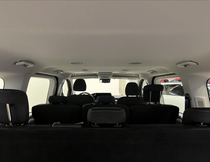 Volkswagen Caravelle Kombi 2,0 l 110 kw