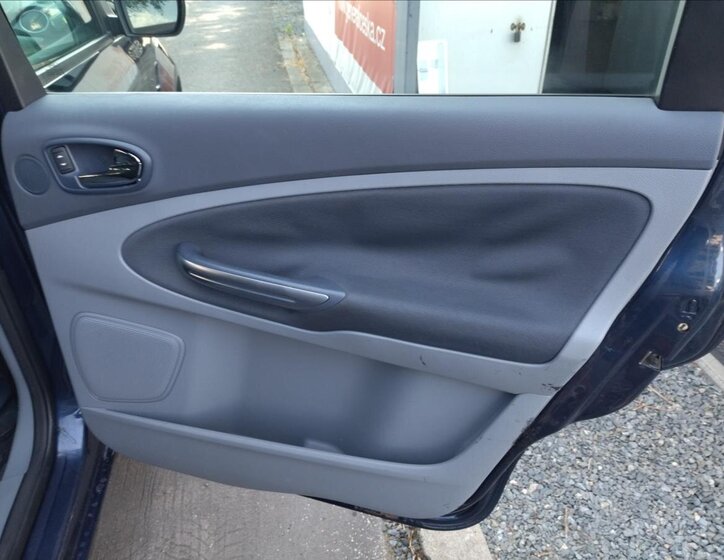 Ford S-MAX Kombi 1,8 l 92 kw