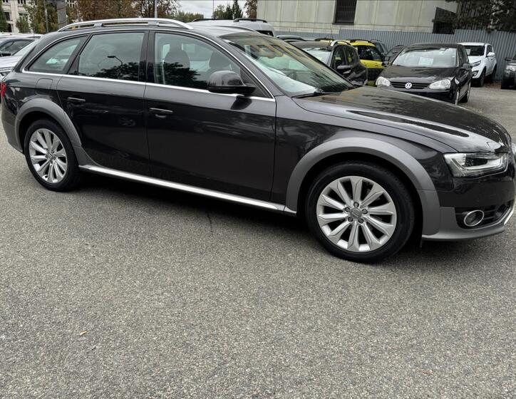 Audi A4 Allroad 16