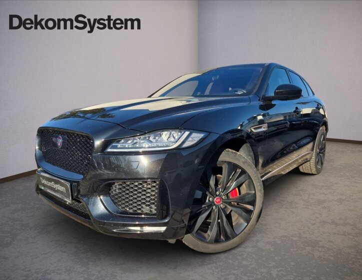 Jaguar F-Pace SUV 3,0 l 221 kw