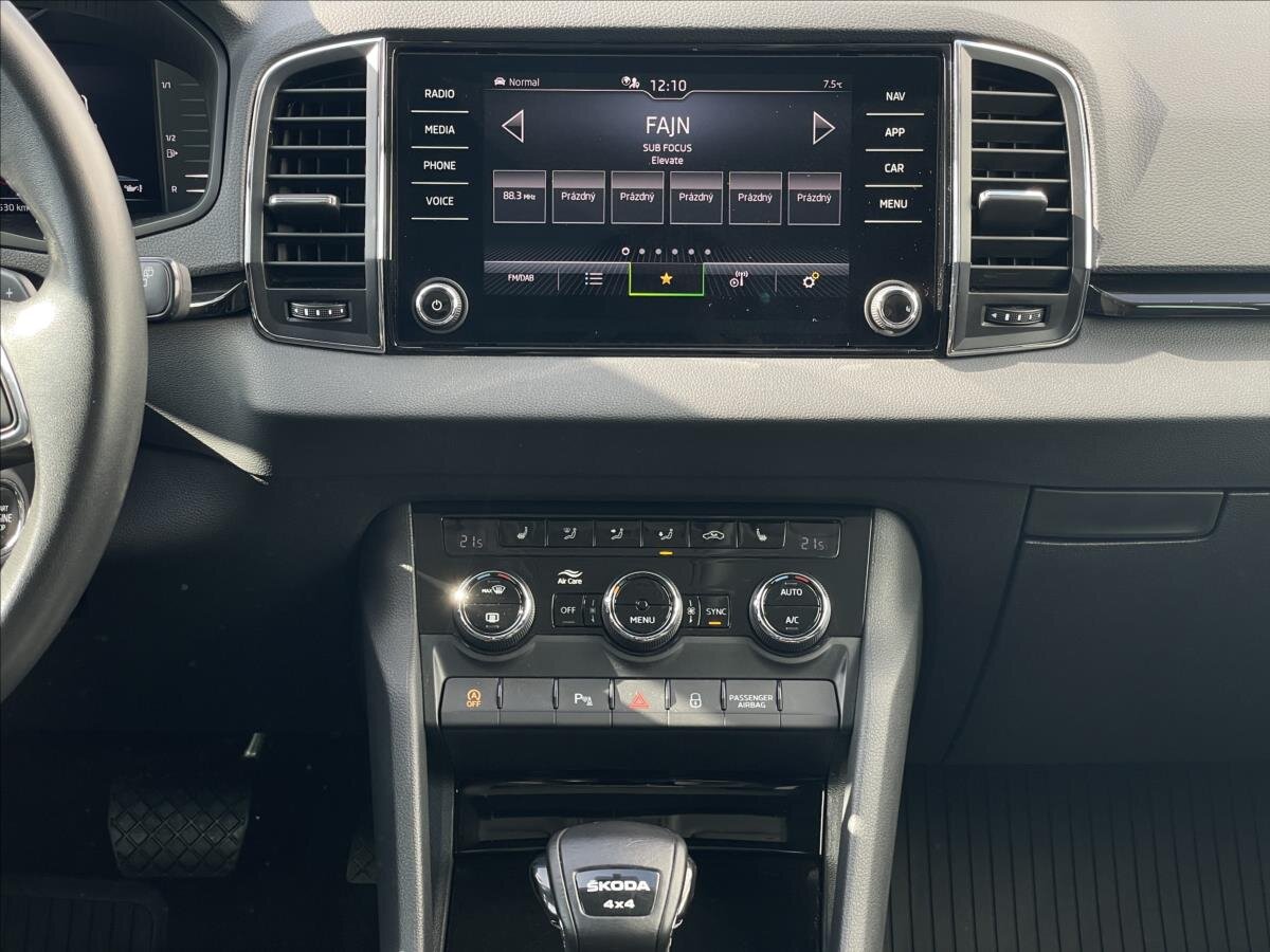 Škoda Karoq SUV / Terénní 2,0 l 110 kw