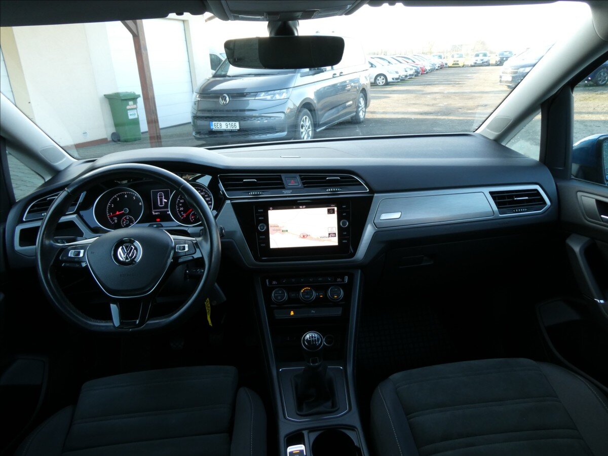 Volkswagen Touran MPV 1,2 l 81 kw