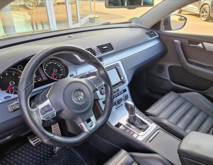 Volkswagen Passat Kombi 2,0 l 155 kw