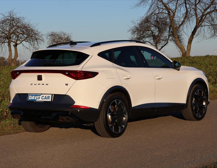 Cupra Formentor SUV / Terénní 2,0 l 228 kw