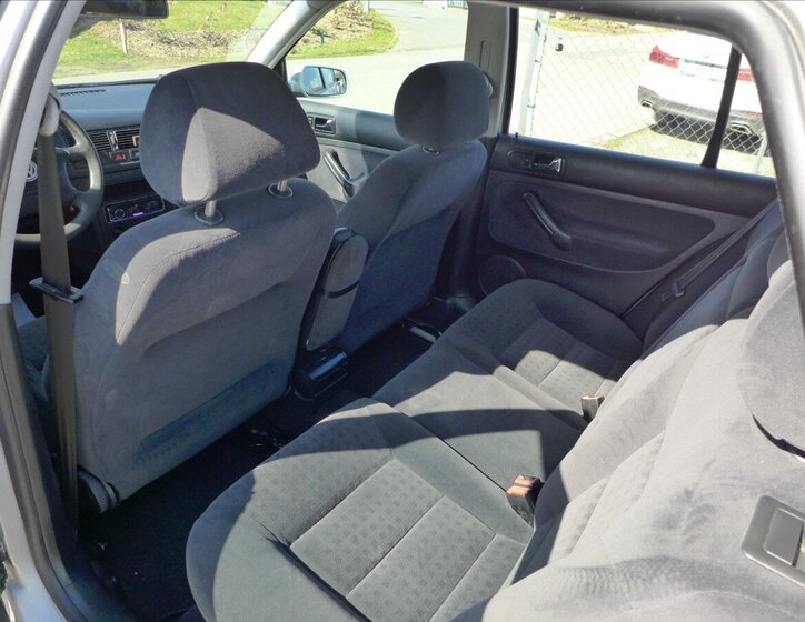 Volkswagen Golf Hatchback 1,9 l 74 kw