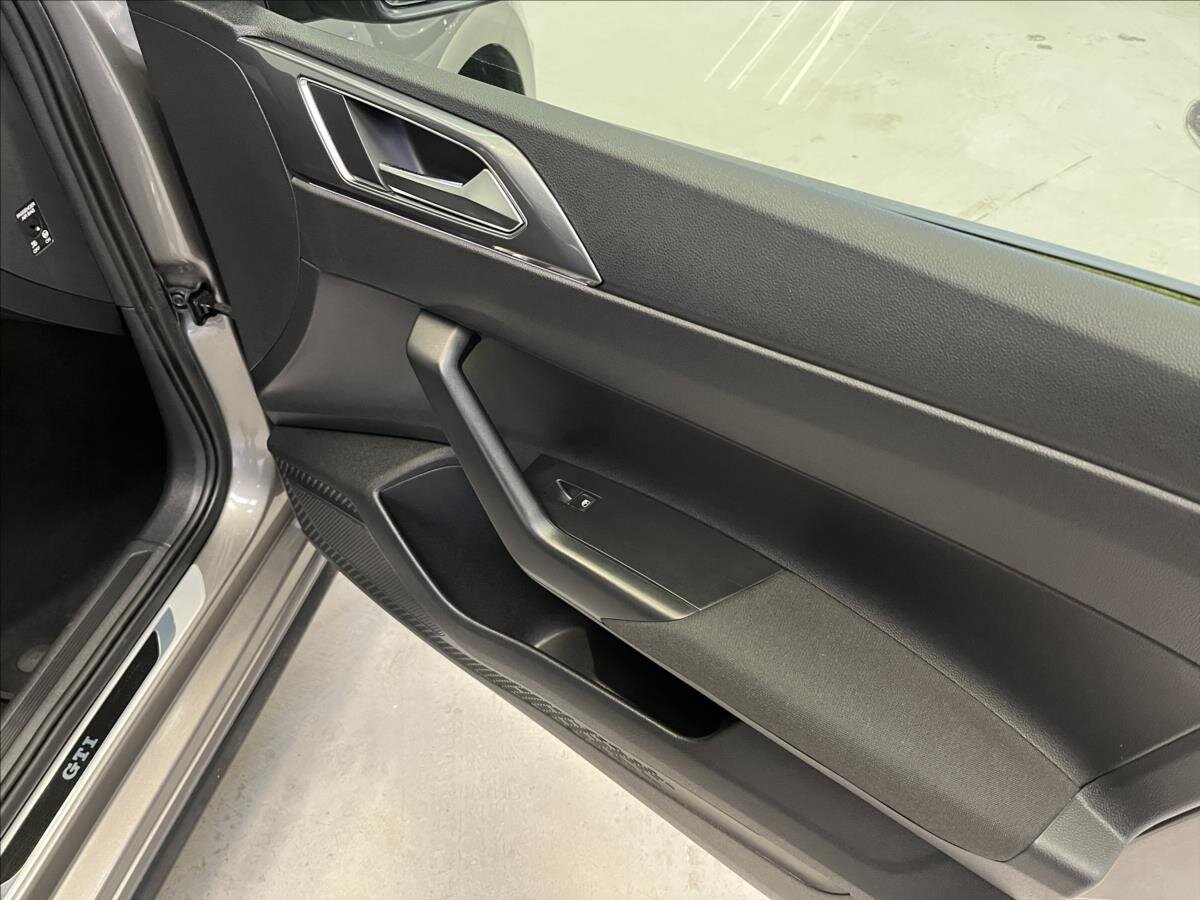 Volkswagen Polo Hatchback 2,0 l 147 kw