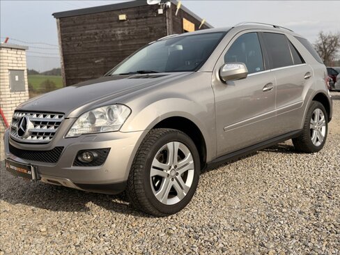 Mercedes-Benz Třídy M Kombi 3,0 l 165 kw