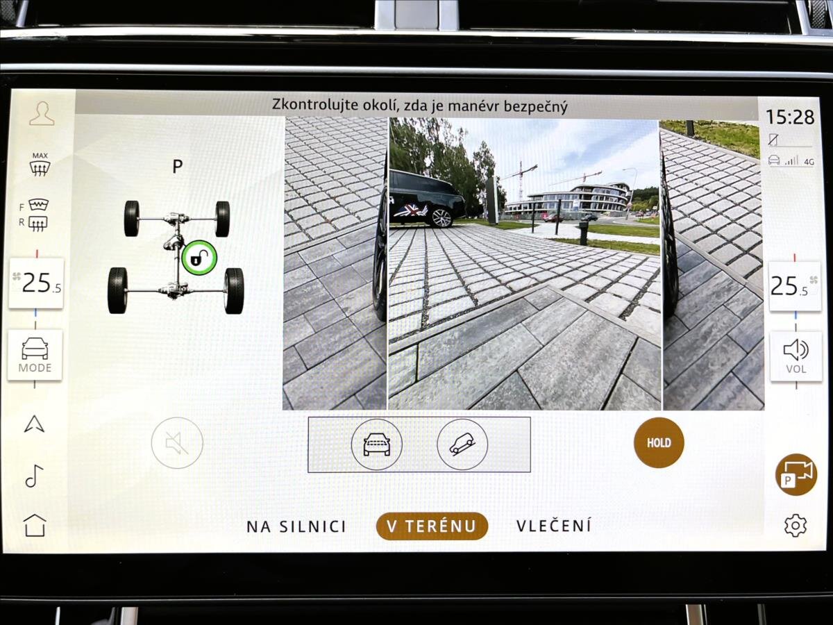 Land Rover Range Rover Velar SUV 2,0 l 150 kw