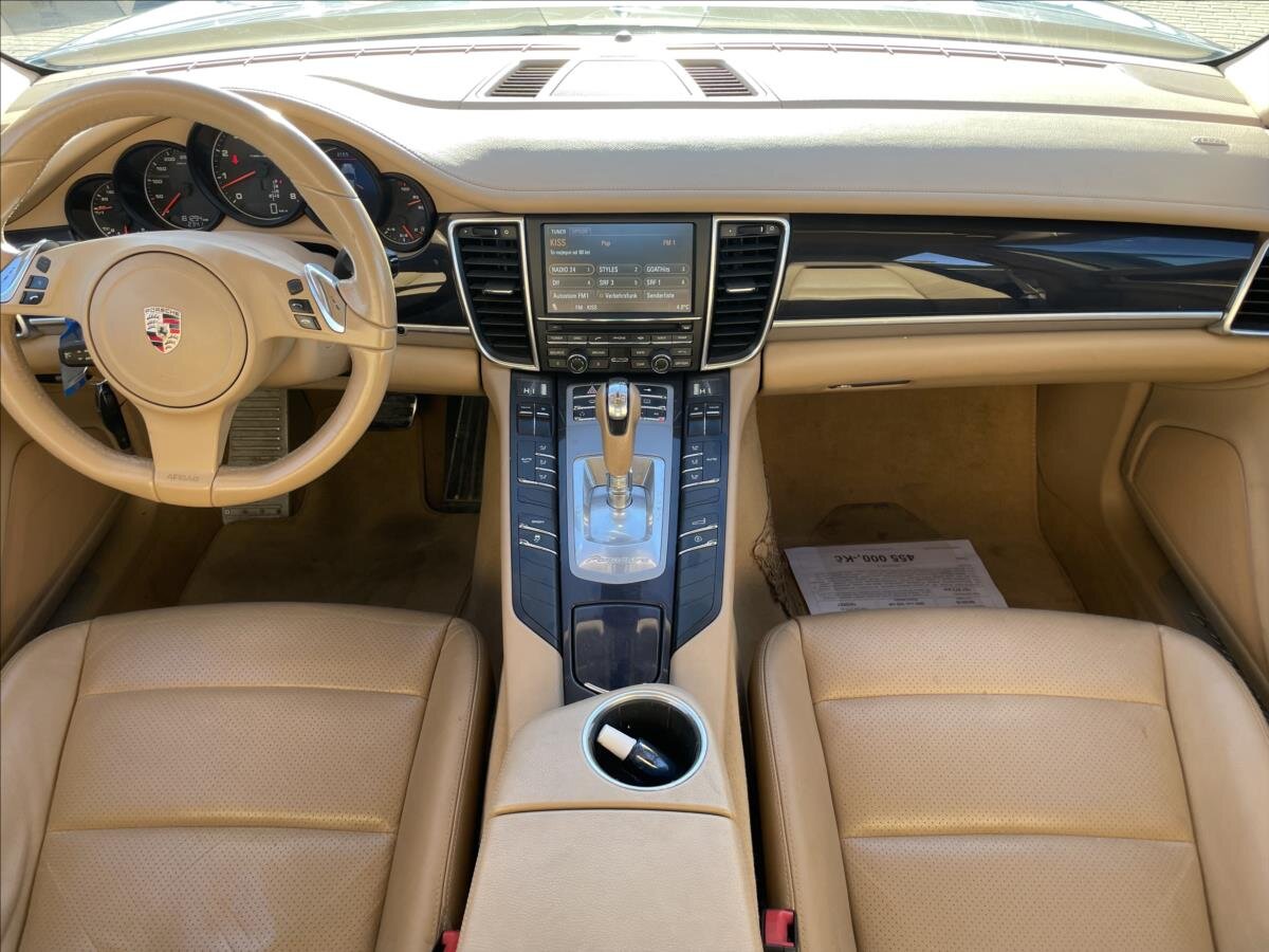 Porsche Panamera Hatchback 3,6 l 220 kw