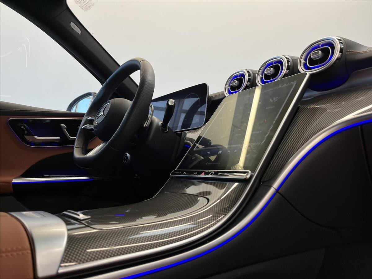 Mercedes-Benz Třídy C Kombi 2,0 l 147 kw