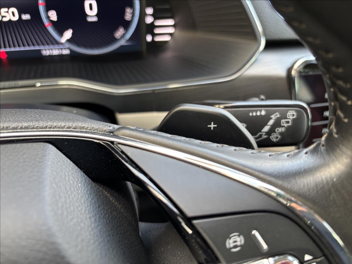 Škoda Superb Kombi 2,0 l 110 kw