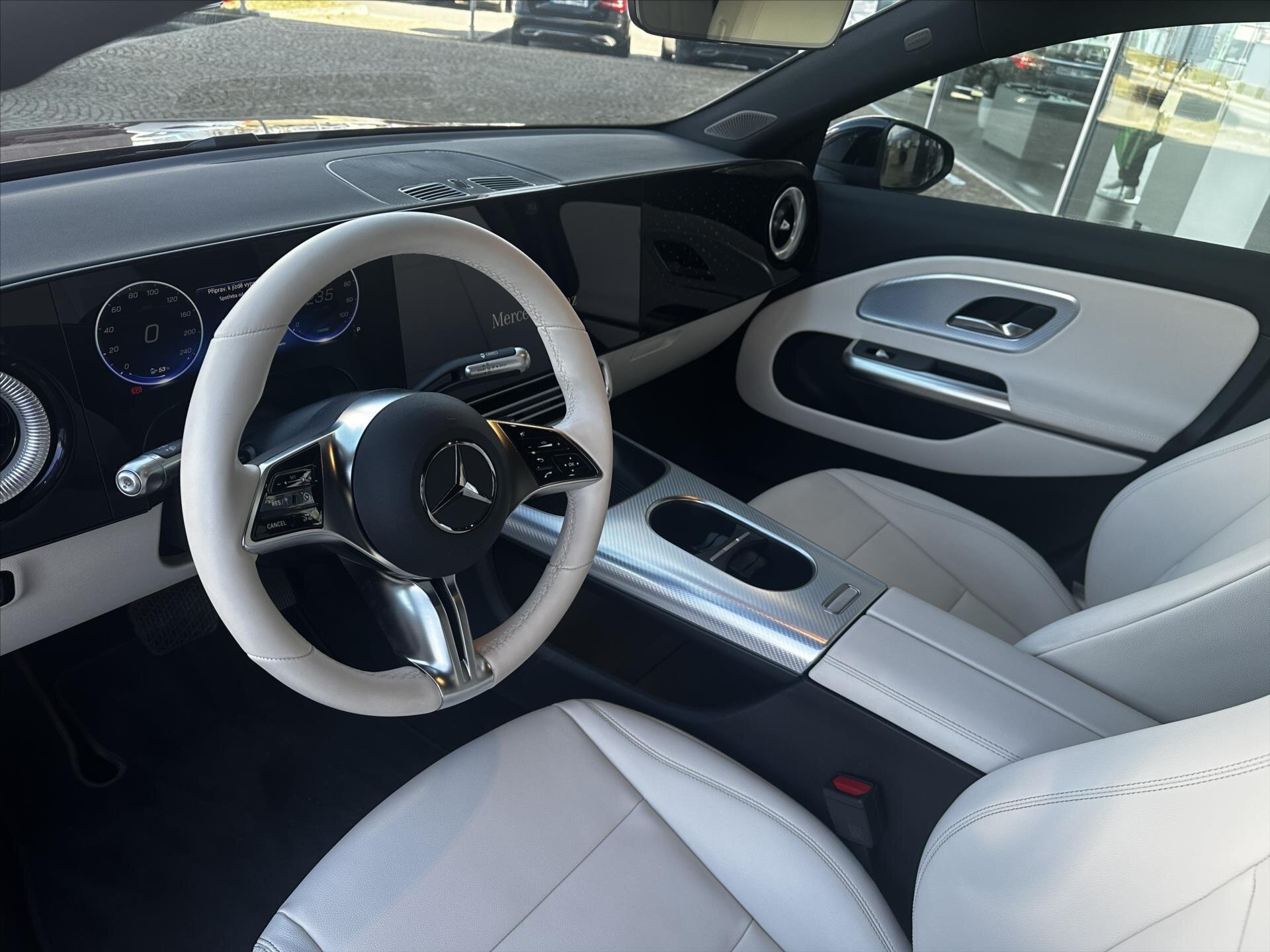 Mercedes-Benz CLA Sedan / Limuzína 0,0 200 kw