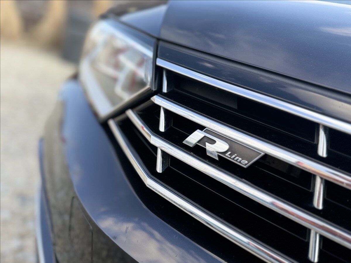 Volkswagen Passat Sedan / Limuzína 2,0 l 110 kw