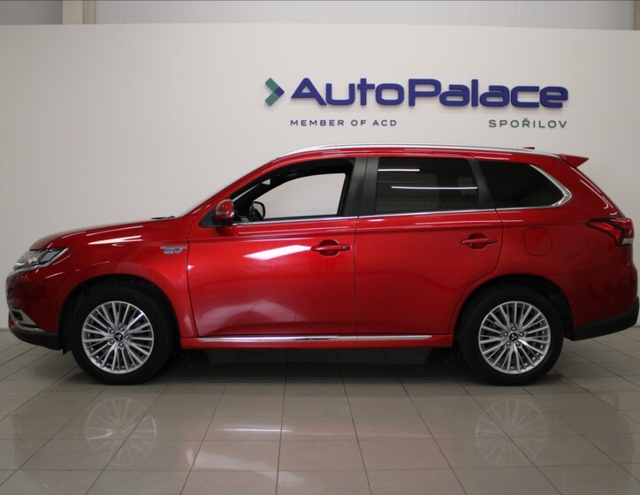 Mitsubishi Outlander 5