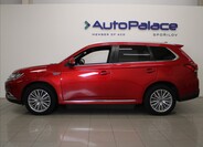 Mitsubishi Outlander 5