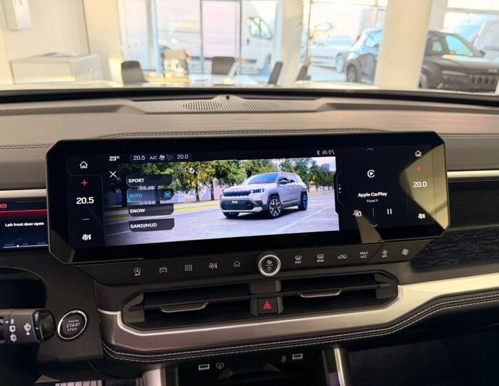 Jeep Compass SUV / Terénní 1,2 l 107 kw