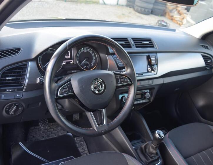 Škoda Fabia 17