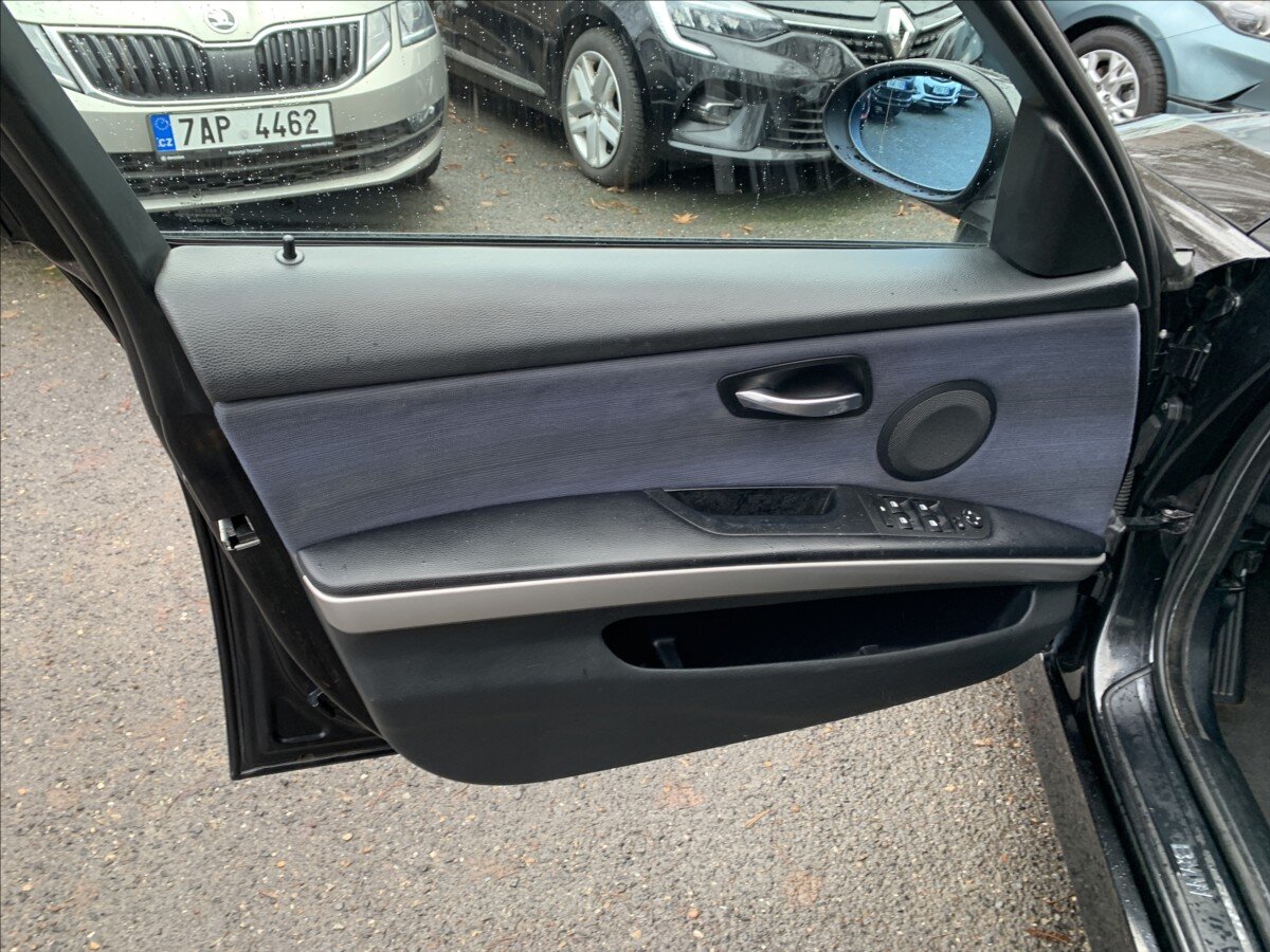 BMW Řada 3 Sedan 2,0 l 90 kw