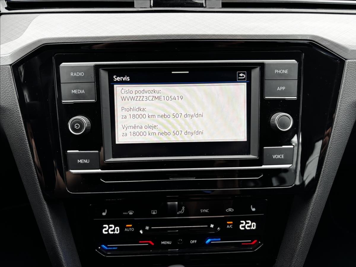 Volkswagen Passat Kombi 1,5 l 110 kw