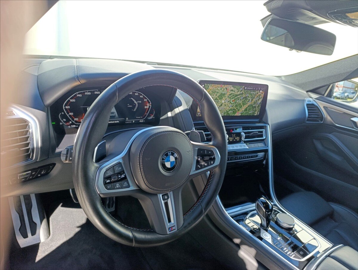 BMW Řada 8 Kupé 4,4 l 390 kw