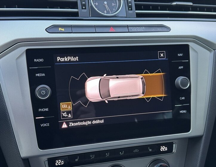 Volkswagen Passat Kombi 1,4 l 110 kw