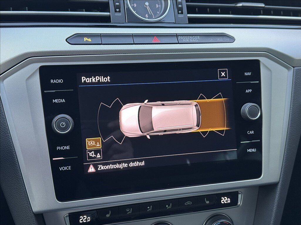 Volkswagen Passat Kombi 1,4 l 110 kw