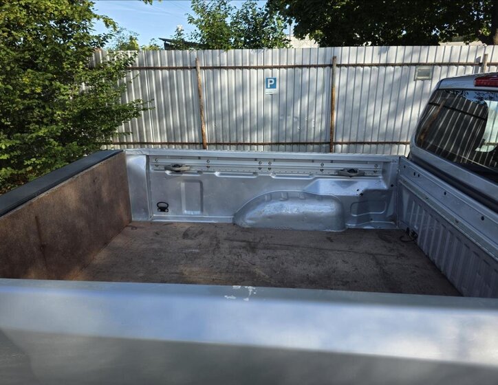 Nissan Navara Pick-up 2,3 l 120 kw