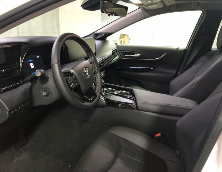 Toyota Mirai 9