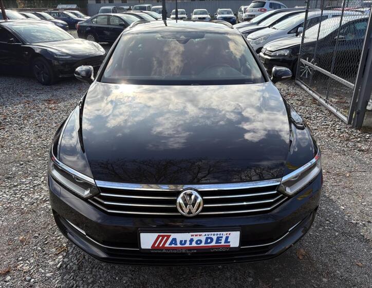 Volkswagen Passat 11