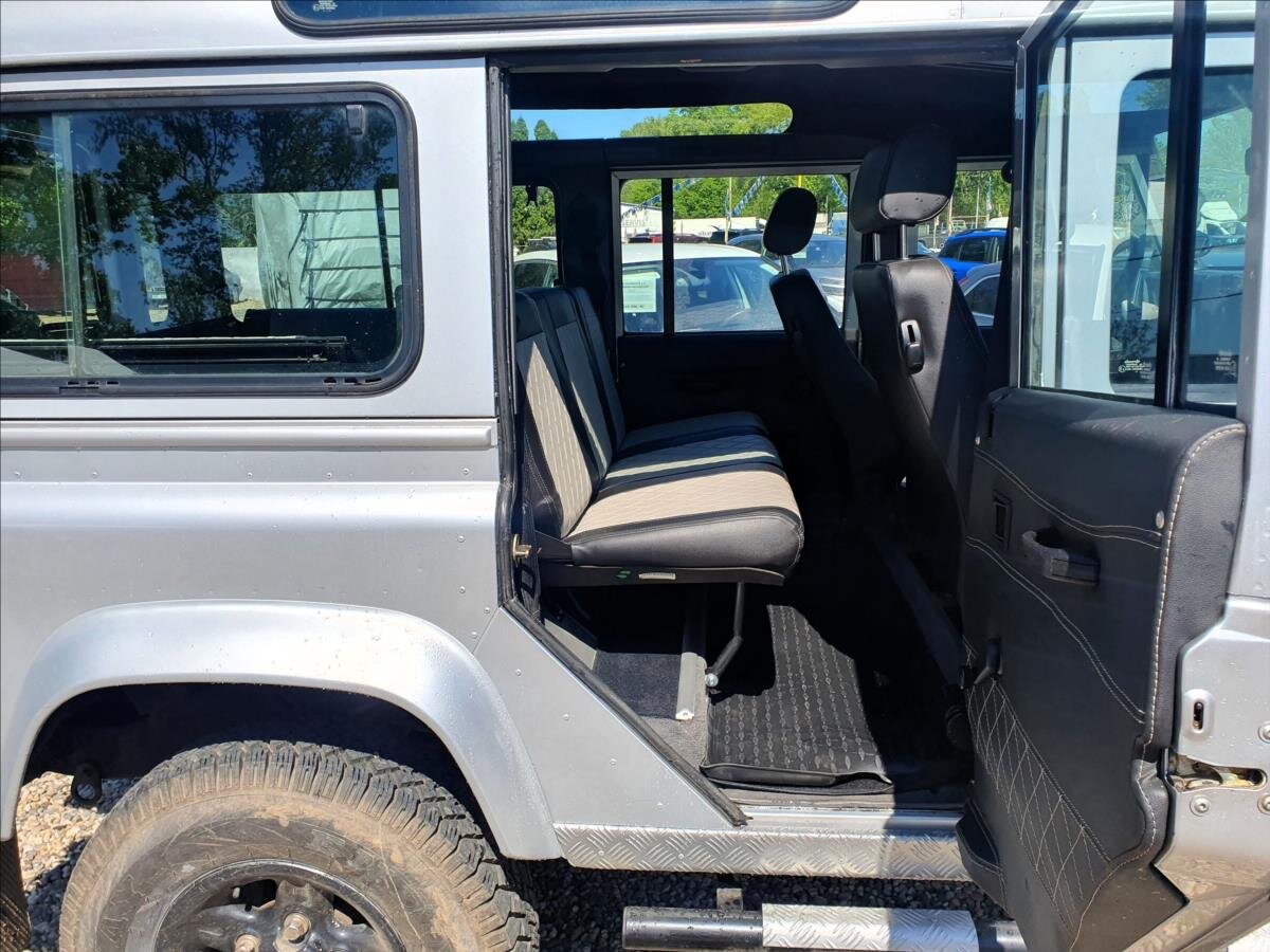 Land Rover Defender Ostatní 2,5 l 90 kw