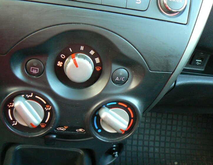 Nissan Micra Hatchback 1,2 l 59 kw