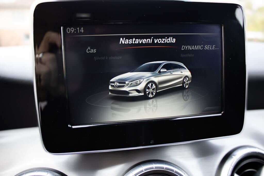 Mercedes-Benz CLA Kombi 1,5 l 80 kw