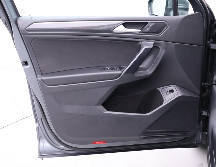 Volkswagen Tiguan Allspace 12