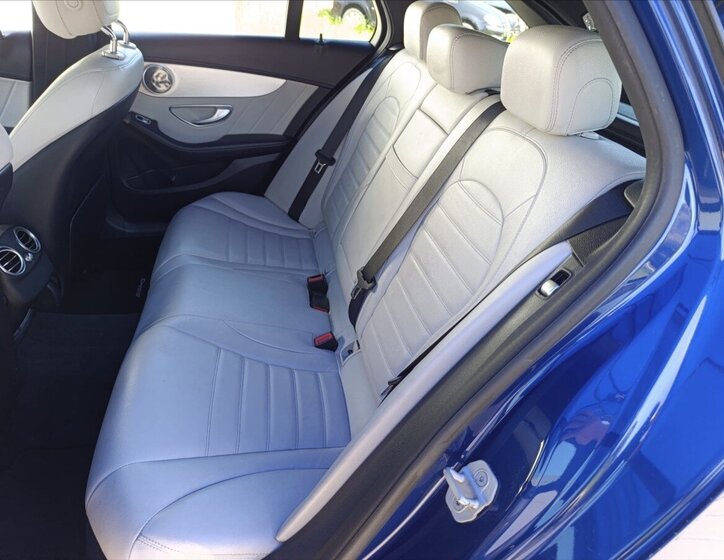 Mercedes-Benz Třídy C Kombi 2,1 l 150 kw