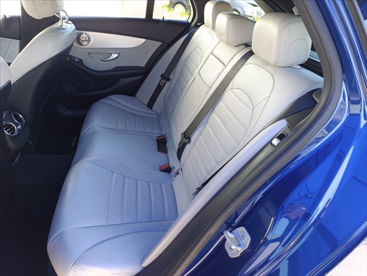 Mercedes-Benz Třídy C Kombi 2,1 l 150 kw