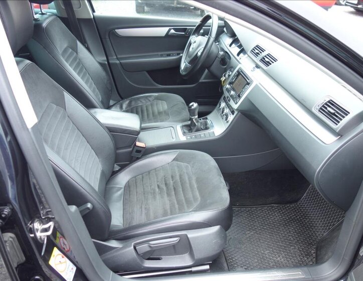 Volkswagen Passat 12