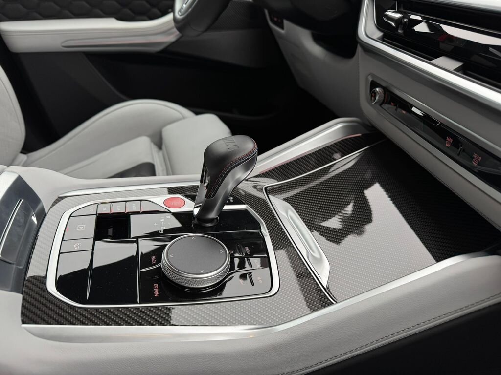 BMW X5 SUV / Terénní 4,4 l 460 kw